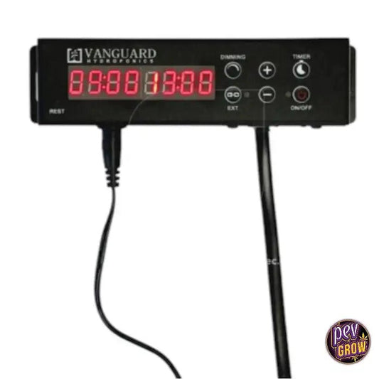 Contrôleur LED Vanguard – Automatisez jusqu’à 50 panneaux avec mode lever/coucher du soleil